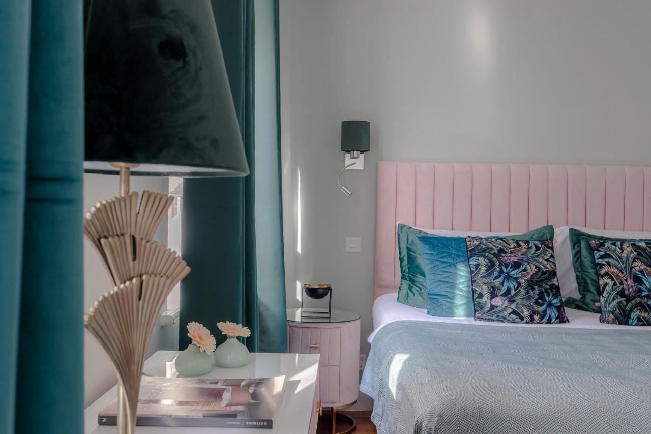 Notting Hill & Hyde Park Exclusive West-End Serene Designer Family Home 5Bed4Bath ลอนดอน ภายนอก รูปภาพ