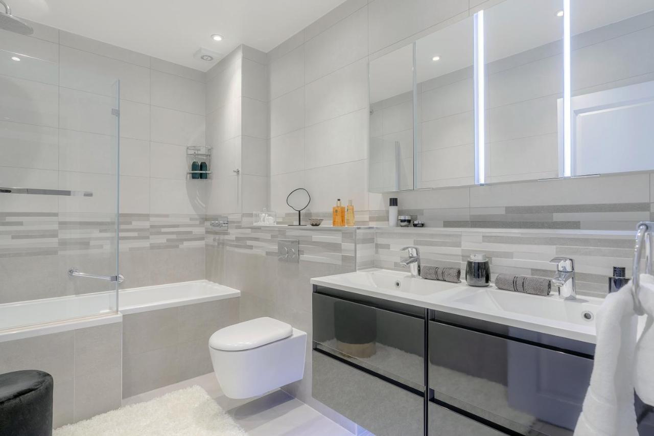 Notting Hill & Hyde Park Exclusive West-End Serene Designer Family Home 5Bed4Bath ลอนดอน ภายนอก รูปภาพ