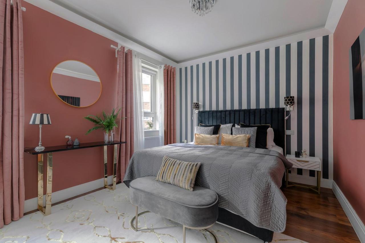 Notting Hill & Hyde Park Exclusive West-End Serene Designer Family Home 5Bed4Bath ลอนดอน ภายนอก รูปภาพ