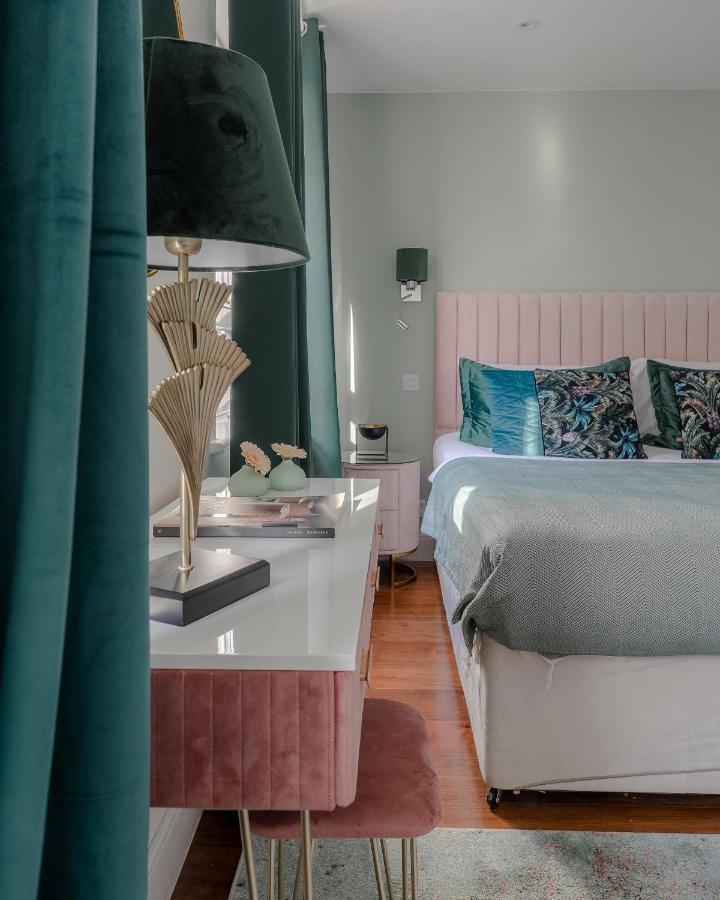 Notting Hill & Hyde Park Exclusive West-End Serene Designer Family Home 5Bed4Bath ลอนดอน ภายนอก รูปภาพ