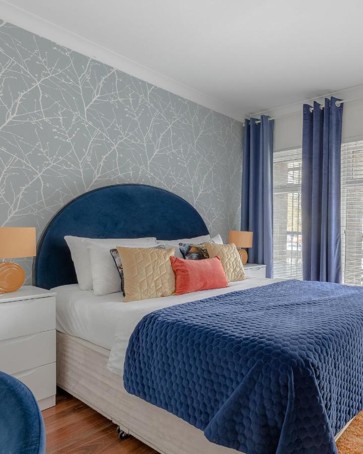 Notting Hill & Hyde Park Exclusive West-End Serene Designer Family Home 5Bed4Bath ลอนดอน ภายนอก รูปภาพ